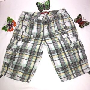 Union Bay Madras Cargo Style Girl Shorts, Size 12, pre-owned